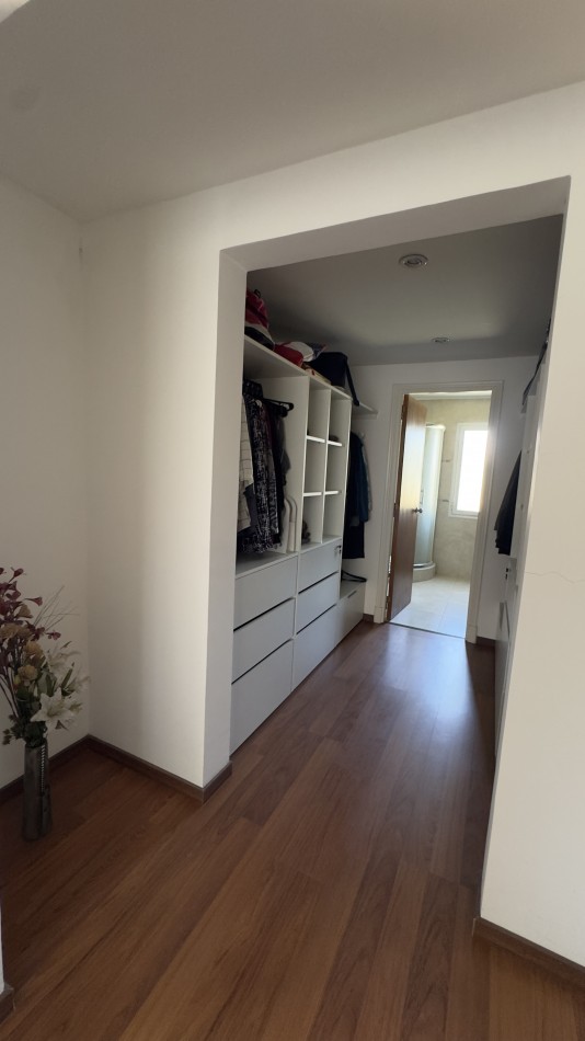 CHALET 5 AMB CON PARQUE Y QUINCHO - LOTE 10X33 - ZONA STELLA MARIS