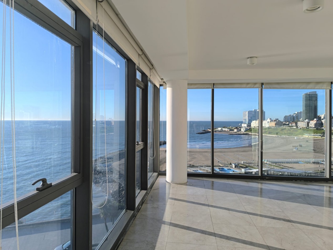 DEPARTAMENTO PRIMERA LINEA AL MAR - 4 AMBIENTES CON COCHERA DOBLE Y BAULERA - PLAYA VARESE - BISCAYNE BEACH