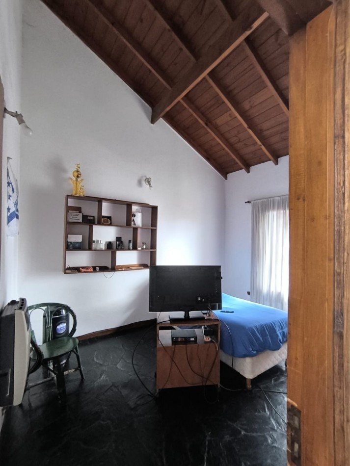 CHALET 5 AMBIENTES 