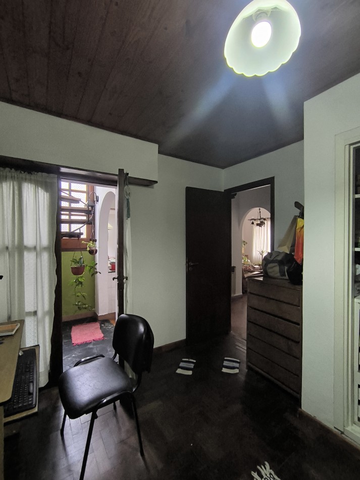 CHALET 5 AMBIENTES 
