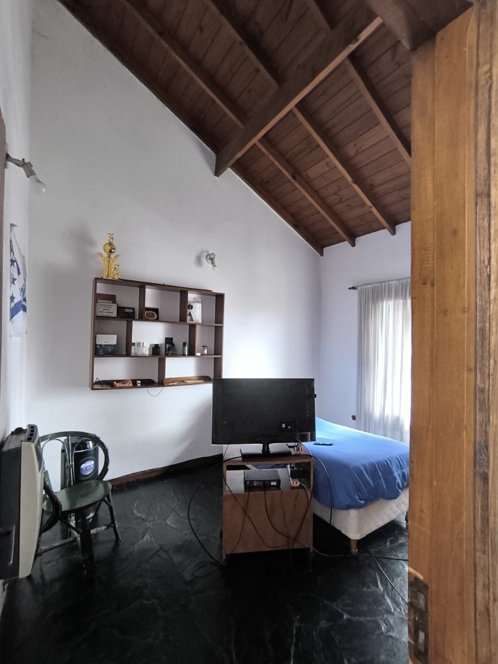 CHALET 5 AMBIENTES 