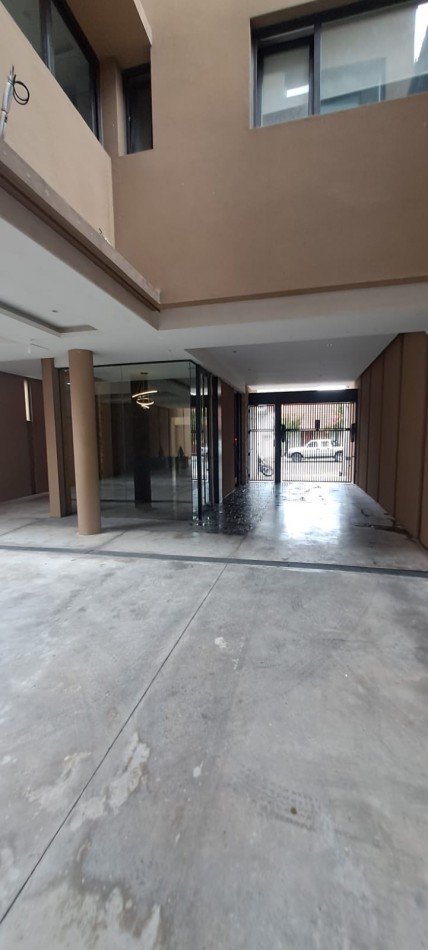 2 AMBIENTES A ESTRENAR CON COCHERA - EDIFICIO GENUS - LA RIOJA 3728