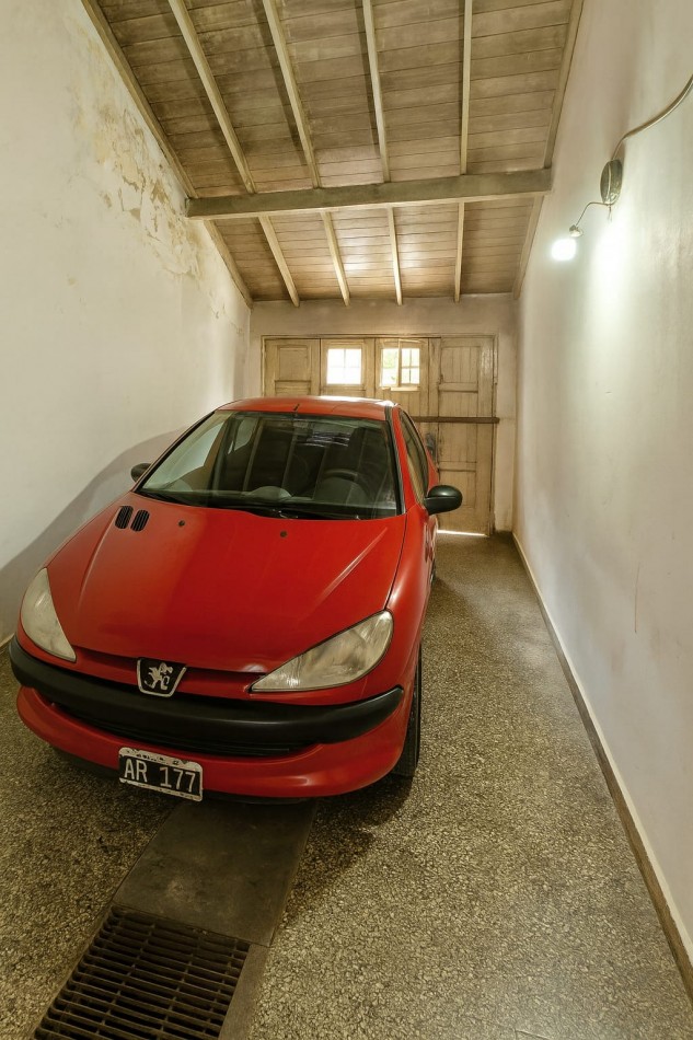 CHALET 3 AMBIENTES CON GARAGE