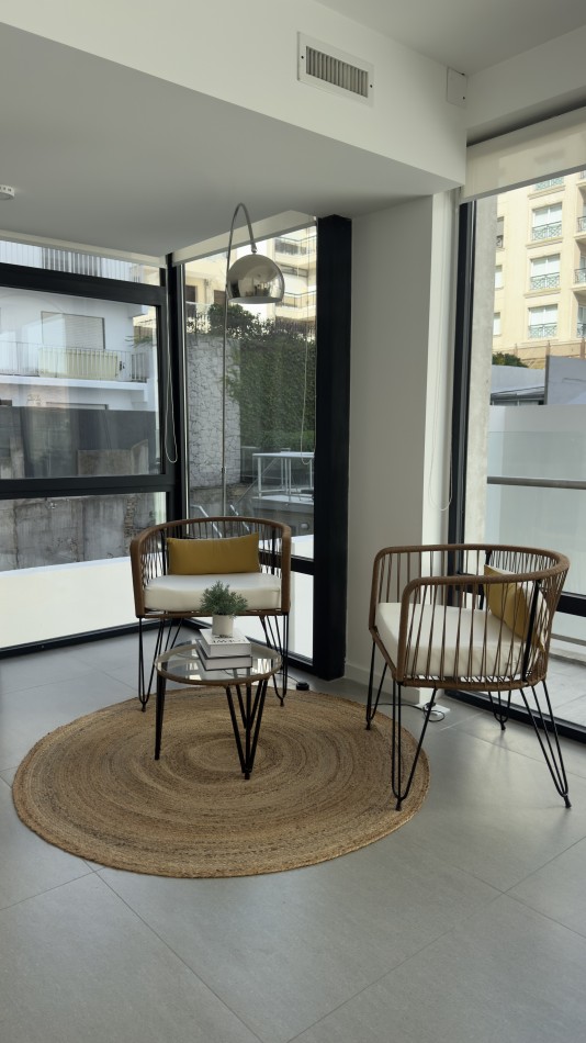 3 ambientes con cochera - Edificio Malecon Varese
