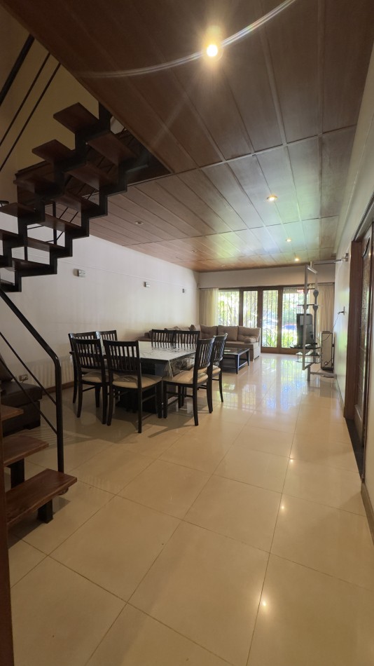 ALQUILER DE MARZO A DICIEMBRE - Chalet sobre lote 10x33 - Excelente entorno! A 5 cuadras de Guemes