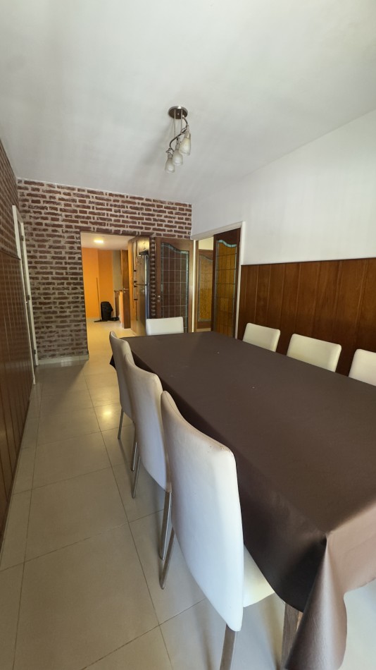 ALQUILER DE MARZO A DICIEMBRE - Chalet sobre lote 10x33 - Excelente entorno! A 5 cuadras de Guemes
