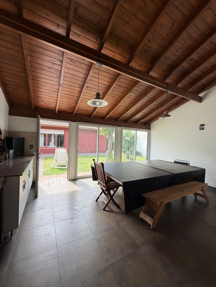 ALQUILER DE MARZO A DICIEMBRE - Chalet sobre lote 10x33 - Excelente entorno! A 5 cuadras de Guemes