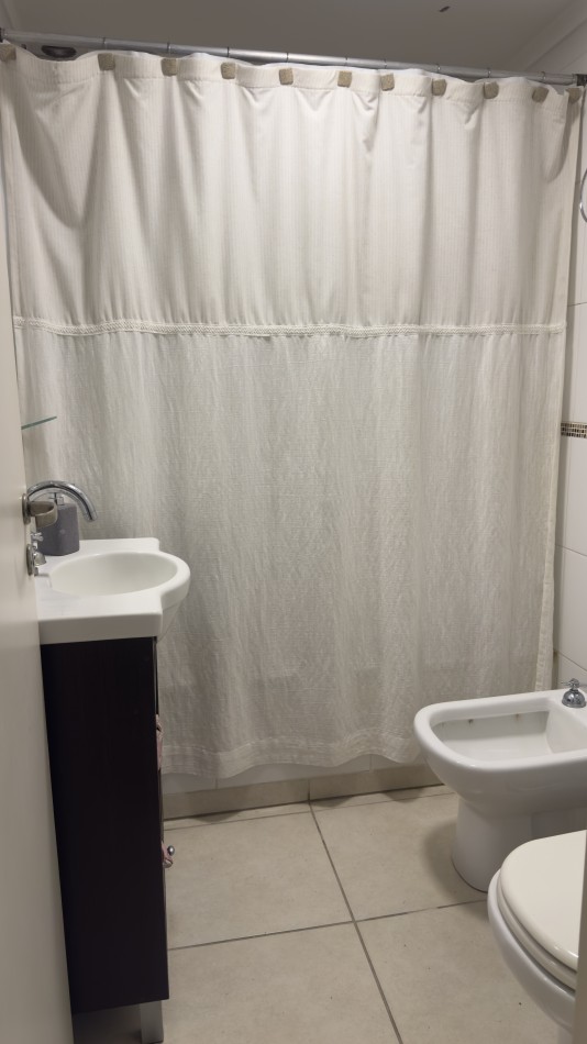 Reservado! - ALQUILER 24 MESES - 2 AMB C/DEPENDENCIA - COCHERA FIJA.