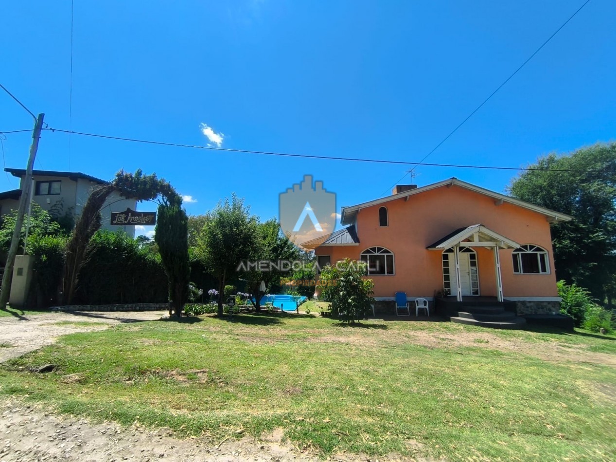 Chalet en Sierra de los Padres sobre lote de 700mts