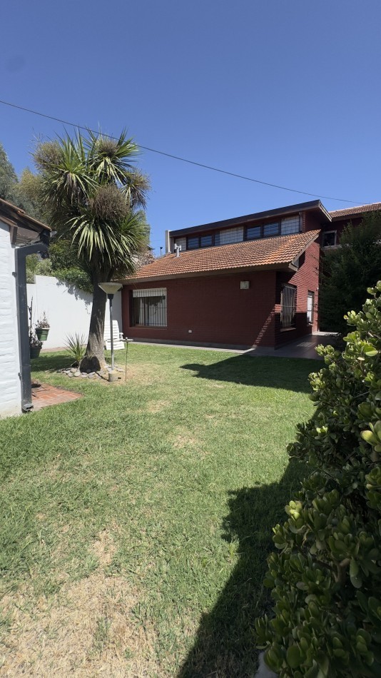 Chalet sobre lote 10x33 - Excelente entorno! A 5 cuadras de Guemes