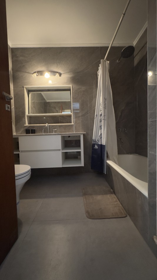 Chalet sobre lote 10x33 - Excelente entorno! A 5 cuadras de Guemes